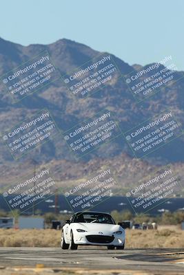 media/Nov-23-2025-Speed Ventures (Sun) [[88f20b6e61]]/6-Yellow Group/Session 1 (Turns 16 and 17 Exit)/